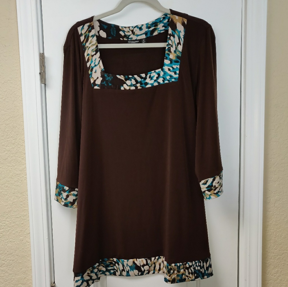 Citiknits Framed Collar Tunic with Print Contrast